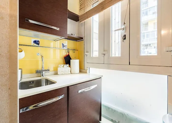 Araba Fenice - Centro * Bari