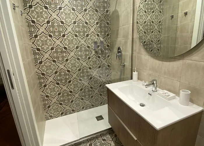 Araba Fenice - Centro * Bari